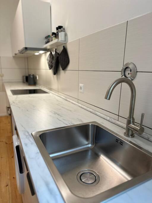 Modernes 2 Zimmer Apartment Berlin Eksteriør billede